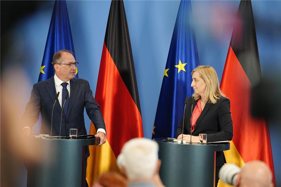 Die Reform der Gesetze, die die Befugnisse und Kontrolle der Nachrichtendienste regeln, war schon lange geplant. Kay Nietfeld/dpa
