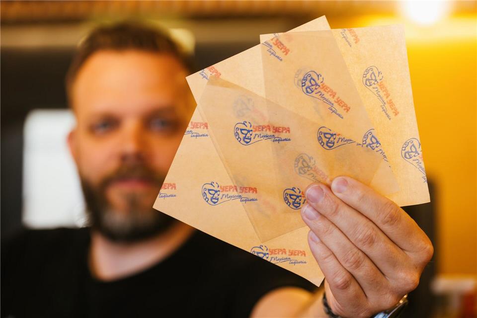 Die Regeln der Verpackungssteuer haben stellenweise für Verwirrung gesorgt.Philipp von Ditfurth/dpa