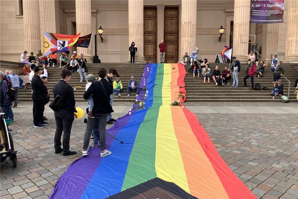 Die Regenbogenfarben sind zu einem Symbol für Vielfalt, Toleranz und die queere Gemeinschaft geworden.Monika Wendel/Dpa/dpa