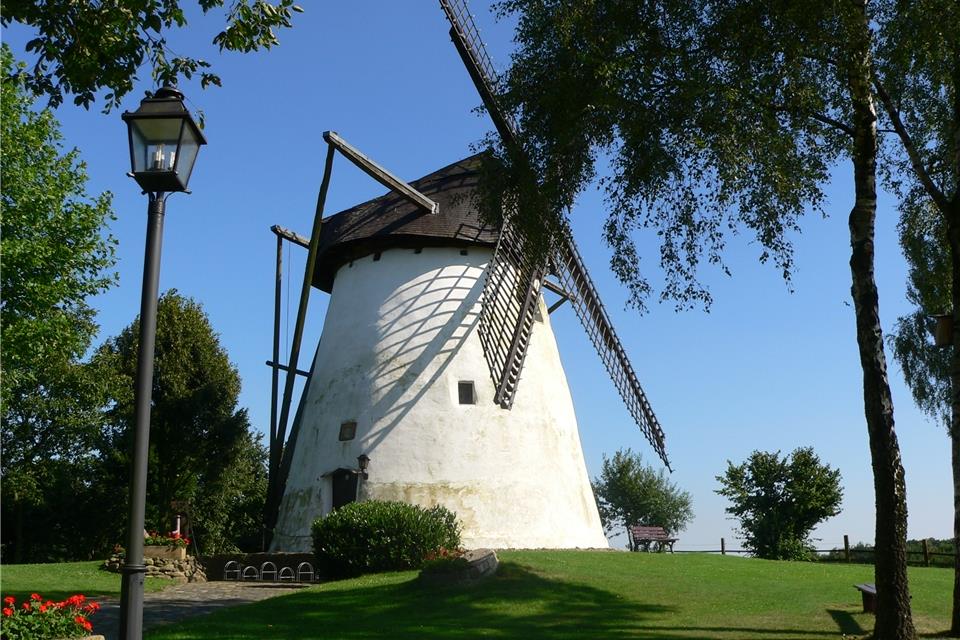Die Rekener Windmühle.