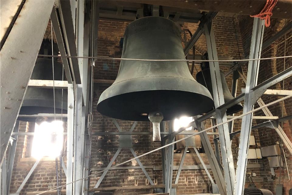 Die Remigiusglocke wiegt 3,2 Tonnen.