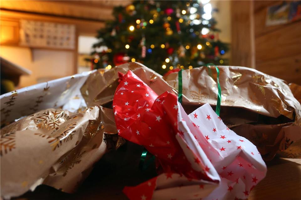 Die Reste vom Fest: Auch wenn es verlockt - nicht alles davon gehört in den Restmüll.picture alliance/dpa