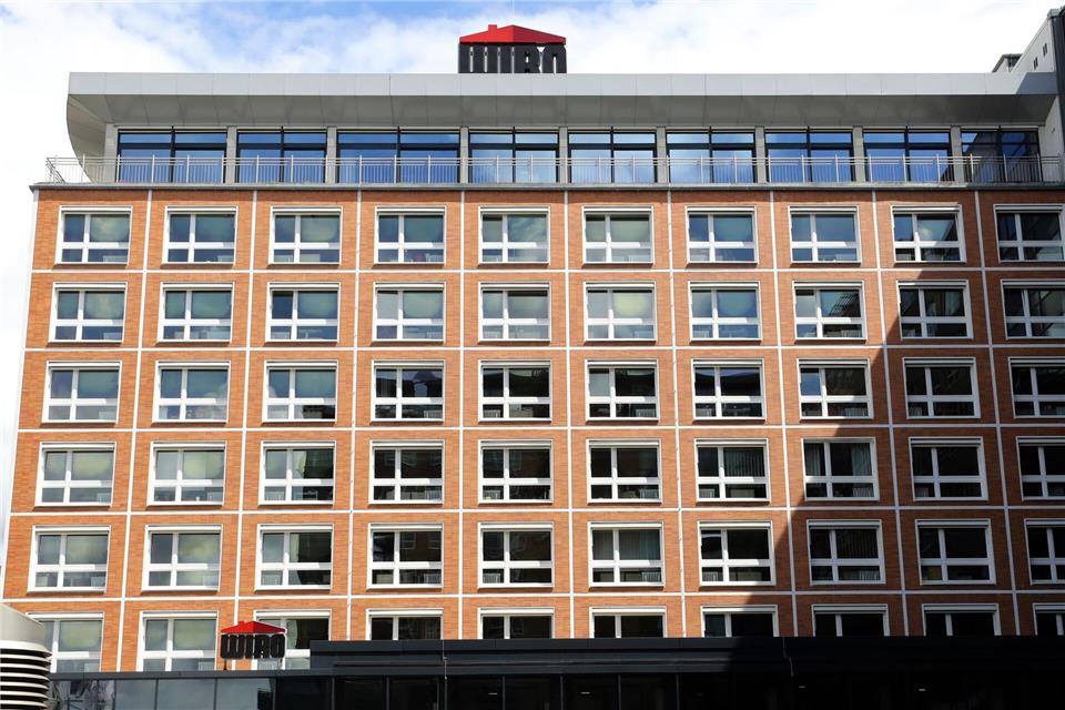 Die Rostocker Wohnungsgesellschaft Wiro plant weitere Neubauten in der Hansestadt. Rostock gehört zu den Städten in MV, in denen die Wohnungssuche besonders schwierig ist. (Archivbild)Bernd W�stneck/dpa-Zentralbild/