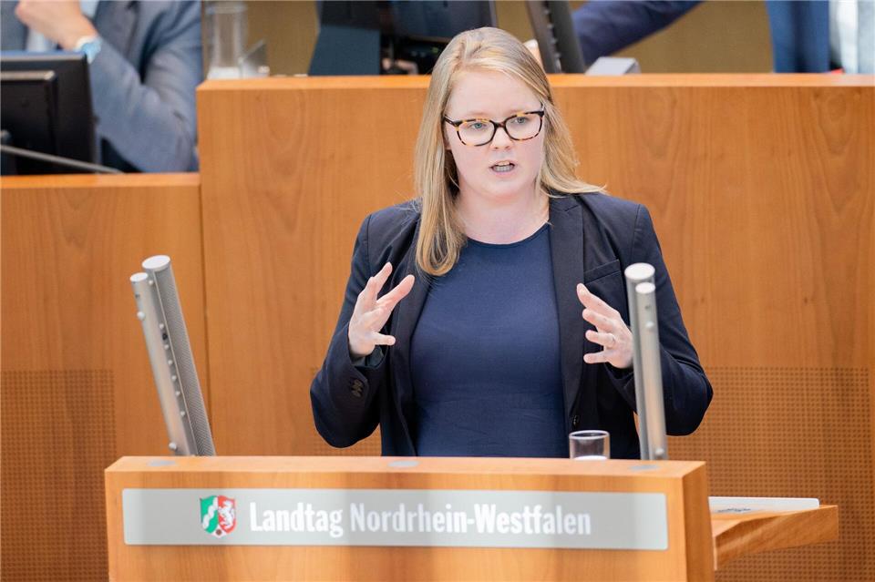 Die SPD-Opposition übt scharfe Kritik an Flüchtlingsministerin Josefine Paul (Grüne). (Achivbild)Rolf Vennenbernd/dpa