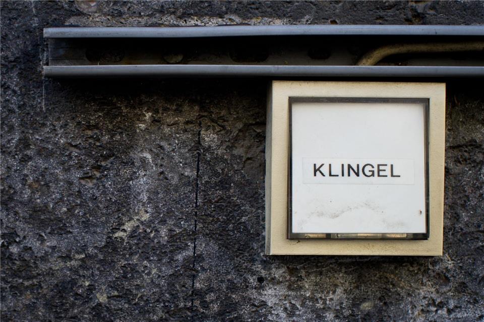 Die SPD hat sich vorgenommen, an 100.000 Haustüren zu werben, die Linke will bis zur Landtagswahl an 40.000 Türen klingeln. (Symbolfoto)picture alliance / dpa