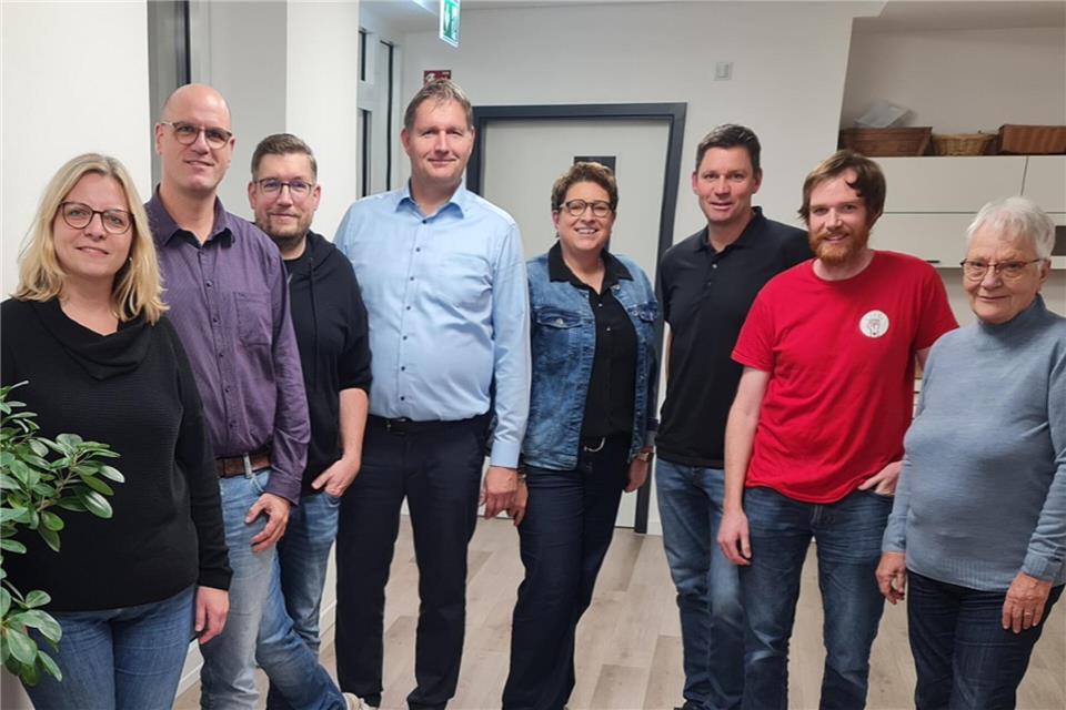 Birgit Schlautmann bleibt in Velen SPD-Fraktionsvorsitzende Die SPD hat sich zur konstituierenden Sitzung getroffen (von links): Sandra Dahlke, Markus Többer, Christoph Koppers, Dirk Dünte, Birgit Schlautmann, Udo Hirschmann, Daniel Alferding, Margret Seyer.
