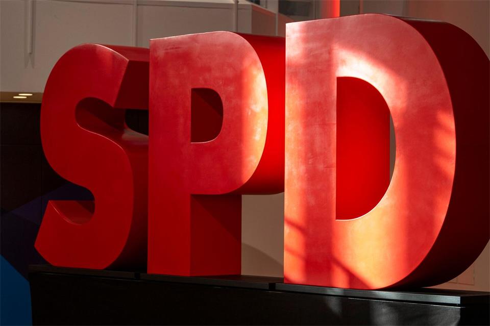 Die SPD hatte in Göttingen die drei vorherigen Oberbürgermeister gestellt. (Symbolbild)Stefan Puchner/dpa