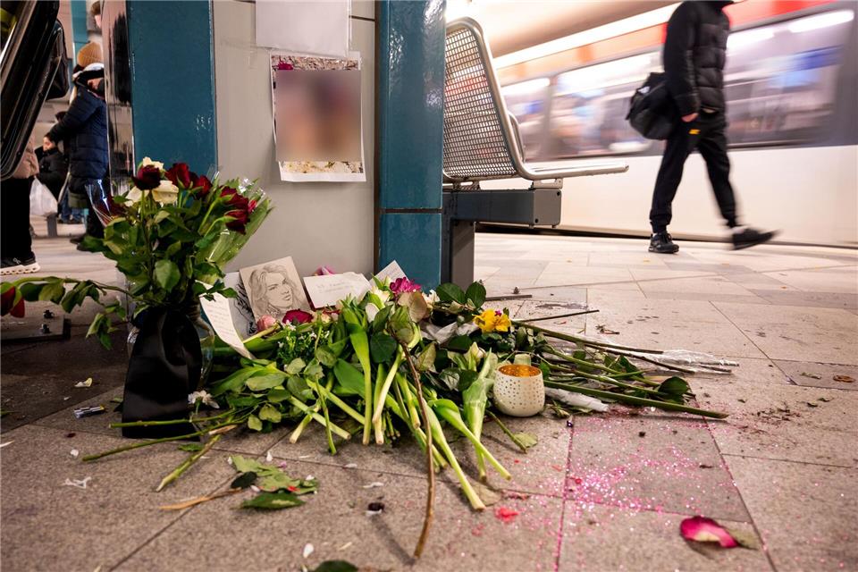 Die SPD will, dass die Staatsanwaltschaft die Bluttat vom U-Bahnhof Wandsbek weiter aufklärt, auch wenn alle Beteiligten tot sind. (Archivbild)dpa