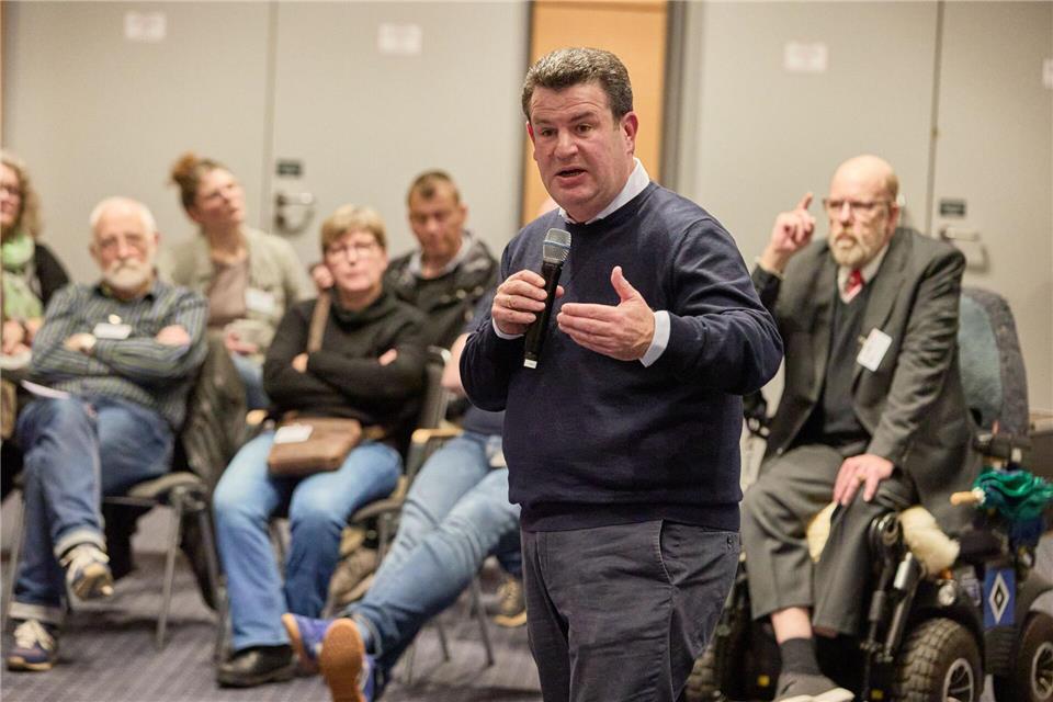 Die SPD will für ihr Wahlprogramm ihr Netzwerk aktivieren.Georg Wendt/dpa