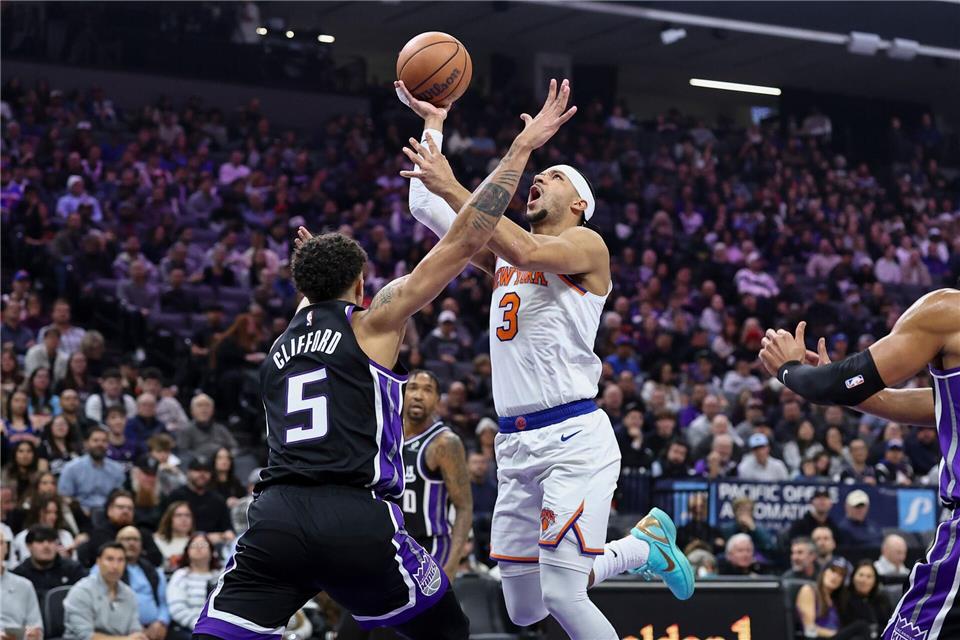 Die Sacramento Kings konnten die in dieser Saison so starken New York Knicks um Josh Hart (r) stoppen.Sara Nevis/AP/dpa
