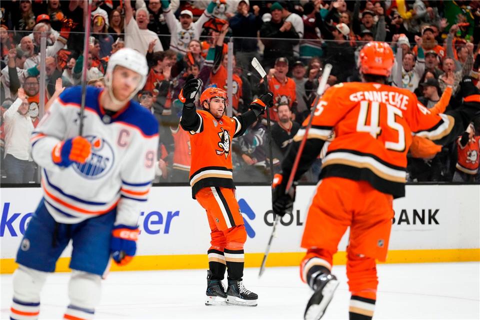 Die Saison der Oilers endete in Anaheim mit einem 2:5.Mark J. Terrill/AP/dpa
