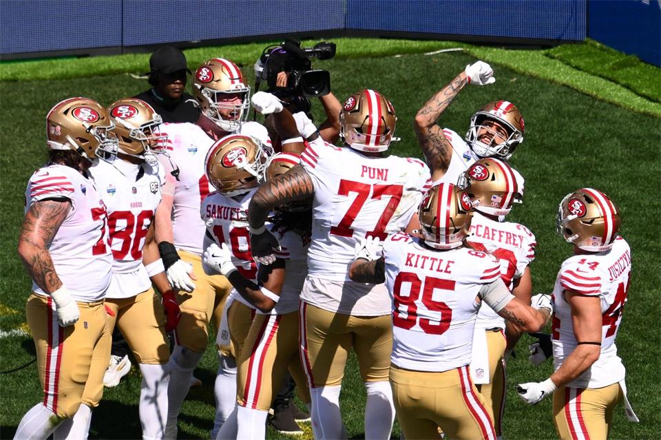Die San Francisco 49ers starten mit einem Sieg in die NFL-Saison.Joel Carrett/AAP/dpa