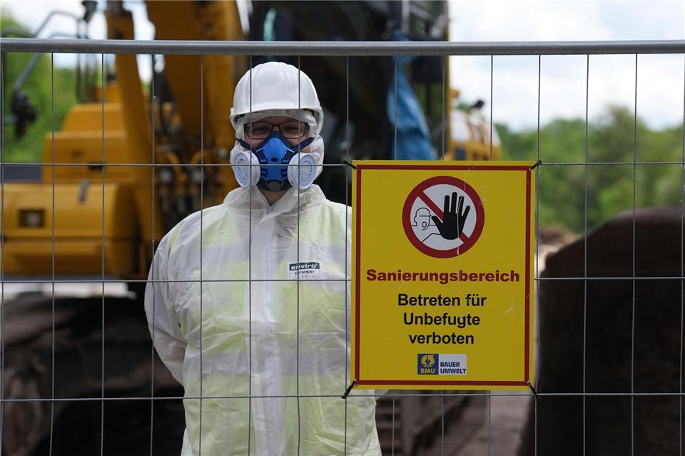 Die Sanierung des dioxinbelasteten Bodens in der Boberger Niederung liegt nach Angaben der Umweltbehörde im Zeitplan.Marcus Brandt/dpa