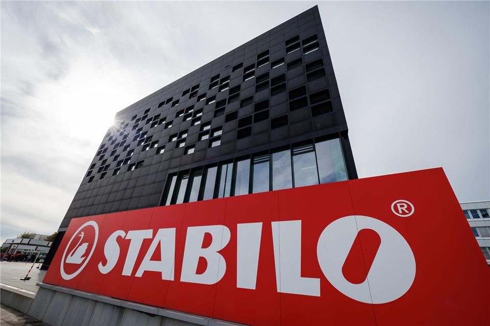 Die Schreibwarenmarke ist vor allem für seine Textmarker und Fineliner bekannt. (Archivbild)Daniel Karmann/dpa