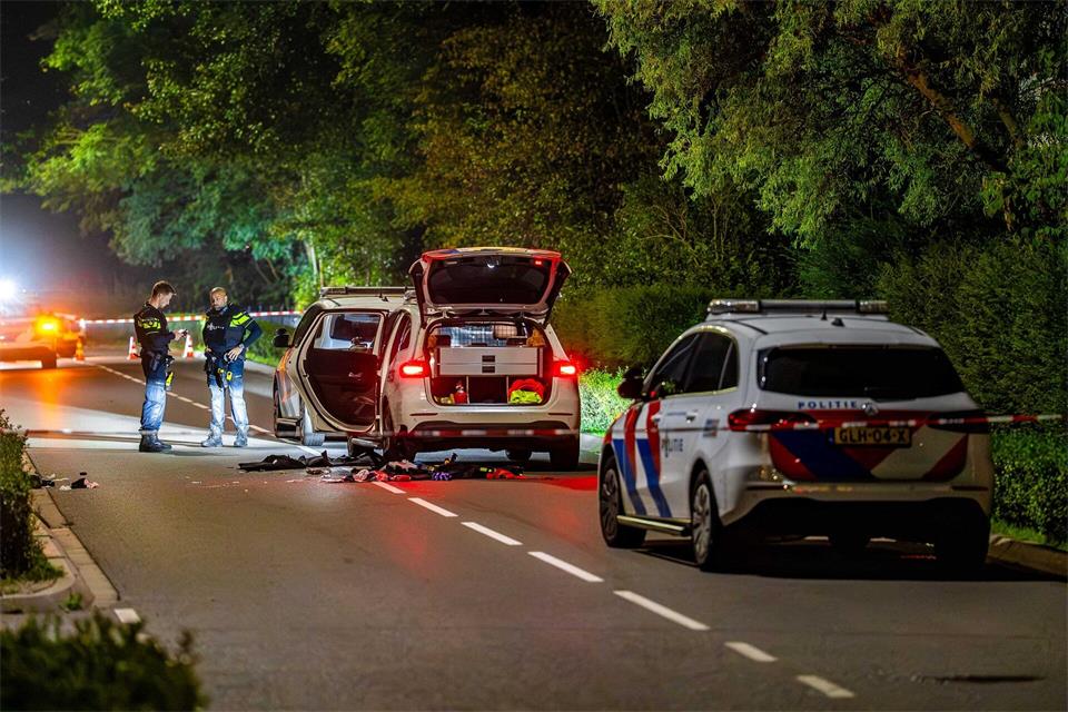 Die Schüsse in dem Dorf Overasselt fielen am Dienstag. (Archivbild)Avcam/Presseagentur Heitink/ANP/dpa