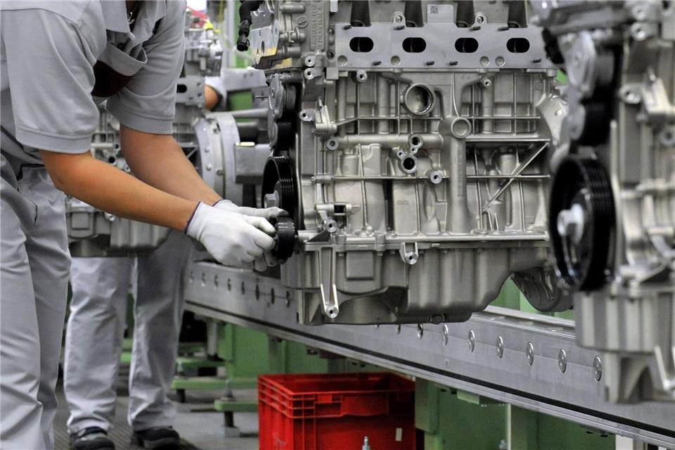 Die Schwäche der Auto-Industrie zwingt Zulieferer, nach Alternativen zu suchen. (Symbolbild)Martin Schutt/dpa-Zentralbild/dpa