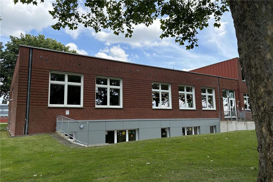 Die Sebastianschule soll erweitert werden. Auf den Gebäudeteil im Bild wird ein weiteres Geschoss gebaut.