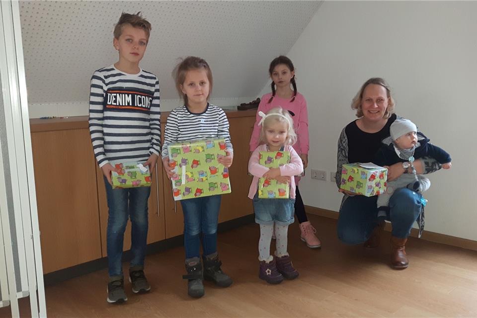 Die Sieger des Wettbewerbs erhielten Geschenke.