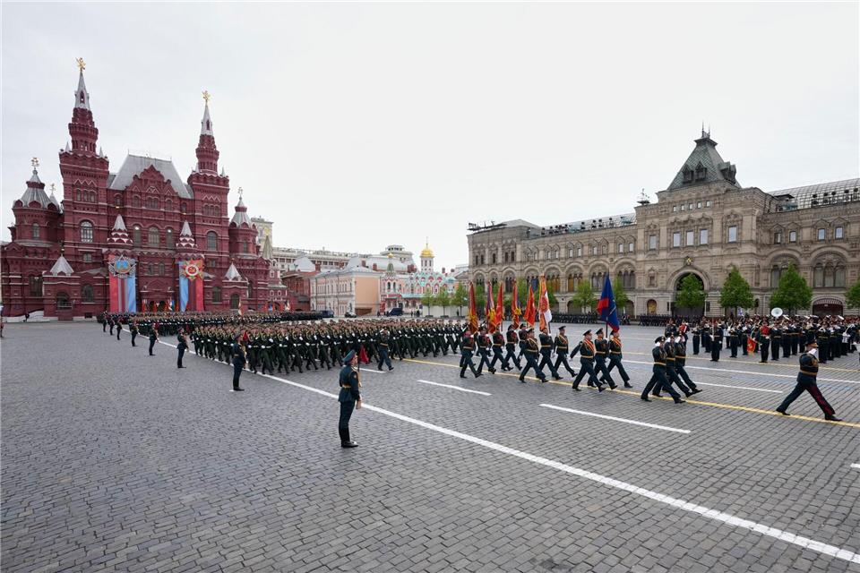 Die Siegesparade in der russischen Hauptstadt verlief störungsfrei. Pavel Bednyakov/Pool AP/AP/dpa