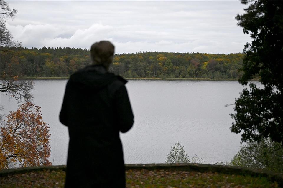 Kunst und Kultur: Besitzer der Siemens-Villa hat viele Pläne Die Siemens-Villa liegt direkt am Lehnitzsee.Lilli Förter/dpa