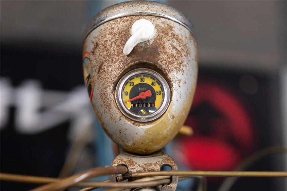 Die Simson ist für viele in Ostdeutschland Kult. (Archivbild)Michael Reichel/dpa