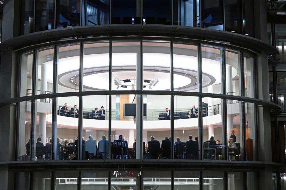 Die Sitzung dauerte bis zum frühen Morgen. Elisa Schu/dpa