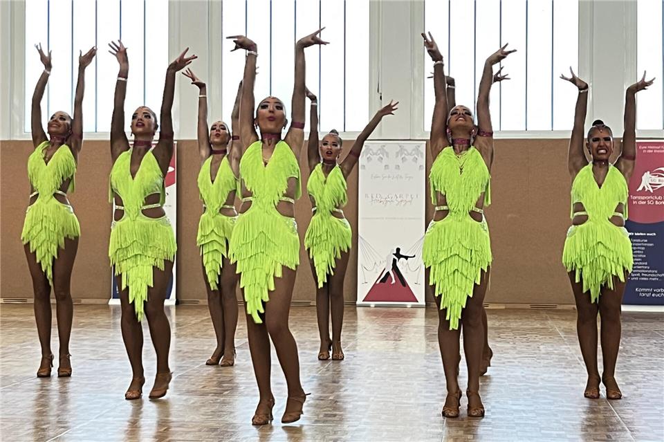 Die Soloformation „One Motion“ der SG Borken tanzte zum fünften Mal in dieser Zweitliga-Saison auf Platz eins und strebt am kommenden Samstag in Kiel Richtung 1. Bundesliga.