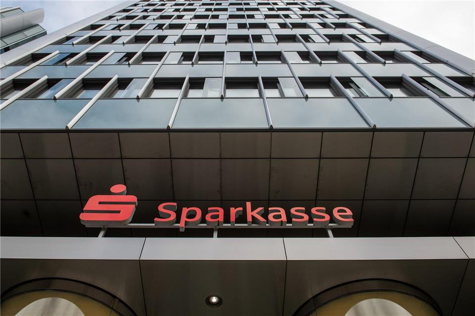 Die Sparkasse in Niedersachsen konnten 2025 bei Kreditvergabe und Kundeneinlagen zulegen. (Archivbild)Lucas Bäuml/dpa