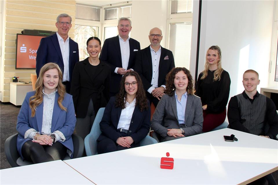 Die Sparkasse wird bald eine neue Plattform für Kunden bereitstellen. Mit der Funktion „S-Neo“ in der Sparkassen-App soll das Handeln von Aktien und ETFs erleichtert werden.