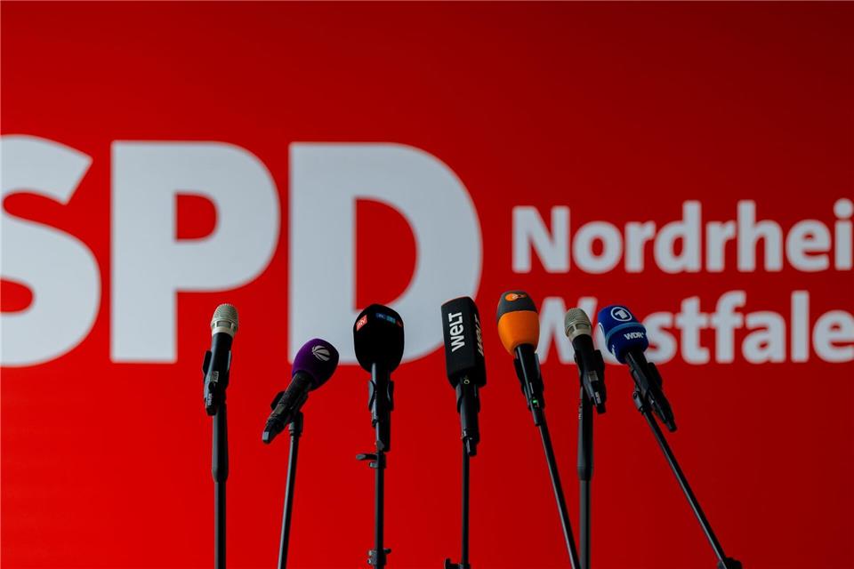 Die Speerspitze der nordrhein-westfälischen SPD für die Landtagswahl 2027 soll viel Zeit bekommen, sich beim Wahlvolk zu profilieren. (Symbolbild)Rolf Vennenbernd/dpa