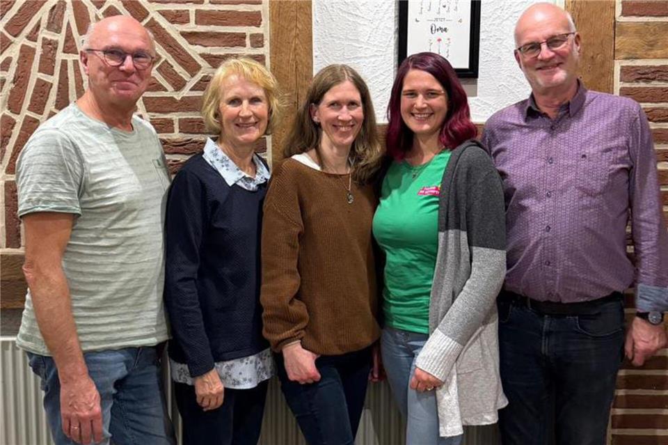 Die Spitze des Grünen-Ortsverbands (v.l.): Beisitzer Guido Hüsken und Gabi Berger, Sprecherin Silvia Kutsch und Co-Sprecherin Eva Koch, Kassierer Frank Jordan.