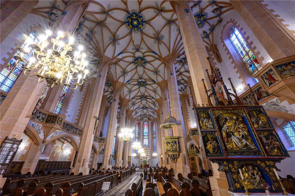 Die St. Annenkirche in Annaberg-Buchholz wurde zwischen 1499 und 1525 erbaut und ist die größte spätgotische Hallenkirche Sachsens.Hendrik Schmidt/dpa