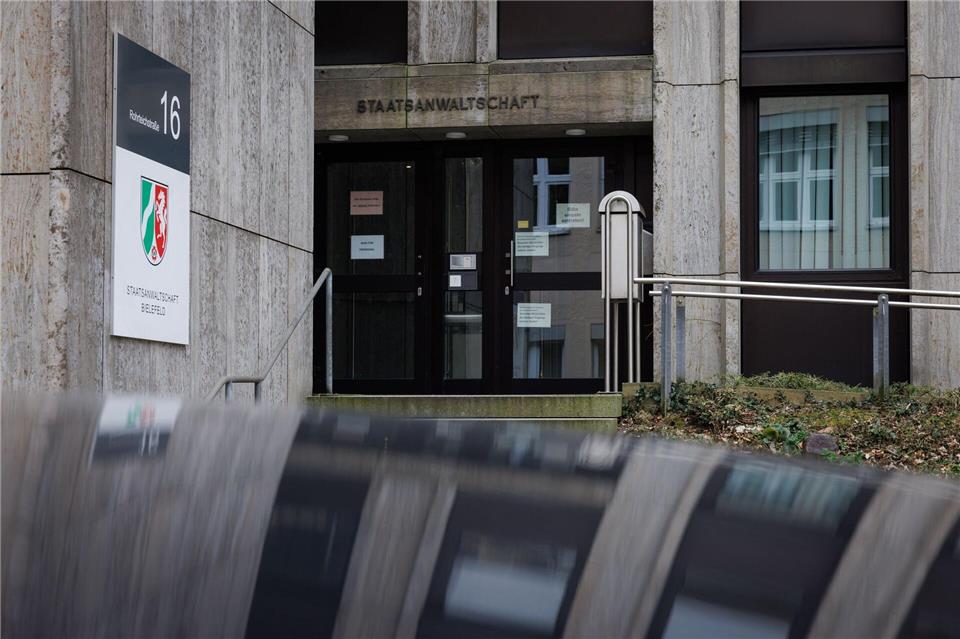 Die Staatsanwaltschaft ermittelt gegen vier Beschuldigte. (Symbolbild)Friso Gentsch/dpa