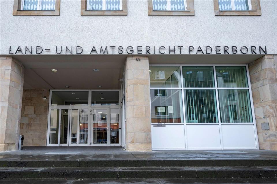 Die Staatsanwaltschaft geht laut Anklage von einem heimtückischen Mordversuch aus. (Archivbild)David Inderlied/dpa