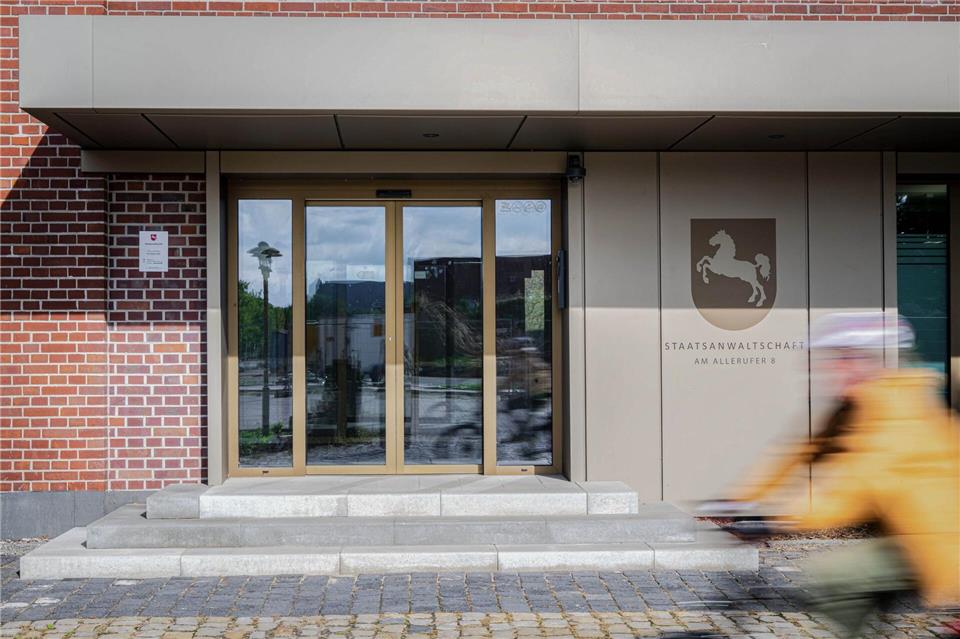 „Symbolischer Akt“ gegen RAF-Ermittlungen? Trio vor Gericht Die Staatsanwaltschaft zog 2023 in das Gebäude. Sina Schuldt/dpa