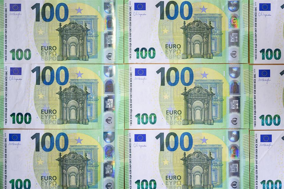 Die Staatsanwaltschaften haben im vergangenen Jahr etwa 14 Millionen Euro aus Straftaten abgeschöpft. (Symbolbild)Hendrik Schmidt/dpa