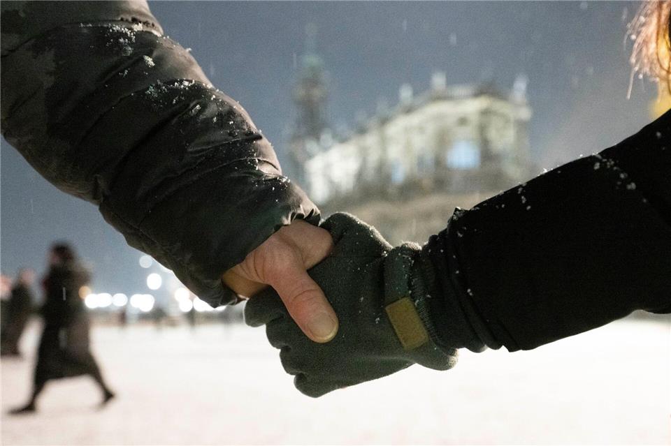 Die Stadt Dresden wurden bei den Angriffen zu großen Teilen zerstört.Sebastian Kahnert/dpa