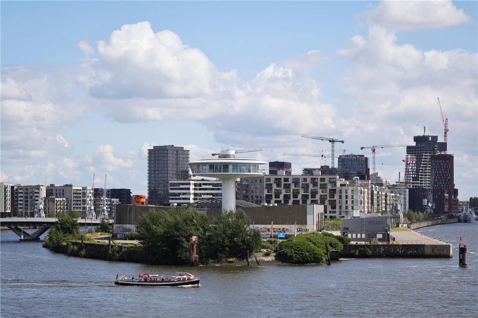 Die Stadt Hamburg stellt der Kühne-Stiftung das Grundstück zur Verfügung. (Archivfoto)Christian Charisius/dpa