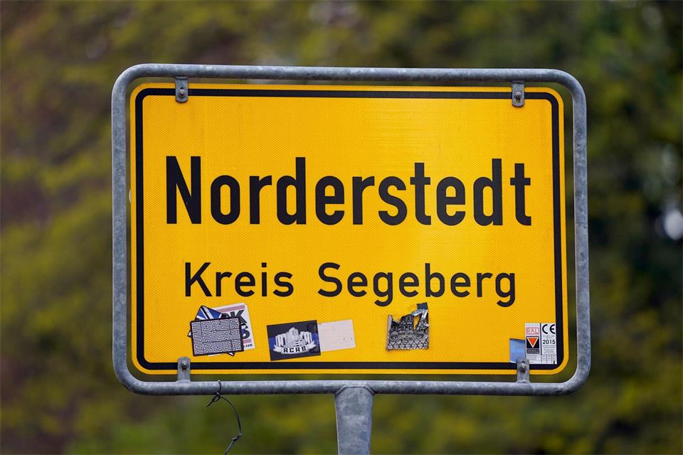 Die Stadt Norderstedt im Kreis Segeberg setzt nach eigenen Angaben auf präventive Maßnahmen zum Klimaschutz. (Symbolbild)Marcus Brandt/dpa