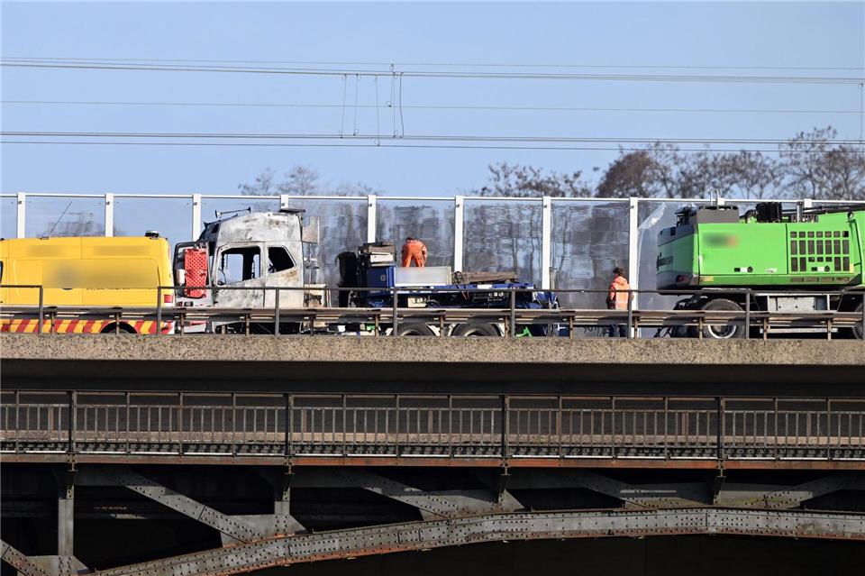 Die Statik der Brücke muss geprüft werden.Federico Gambarini/dpa