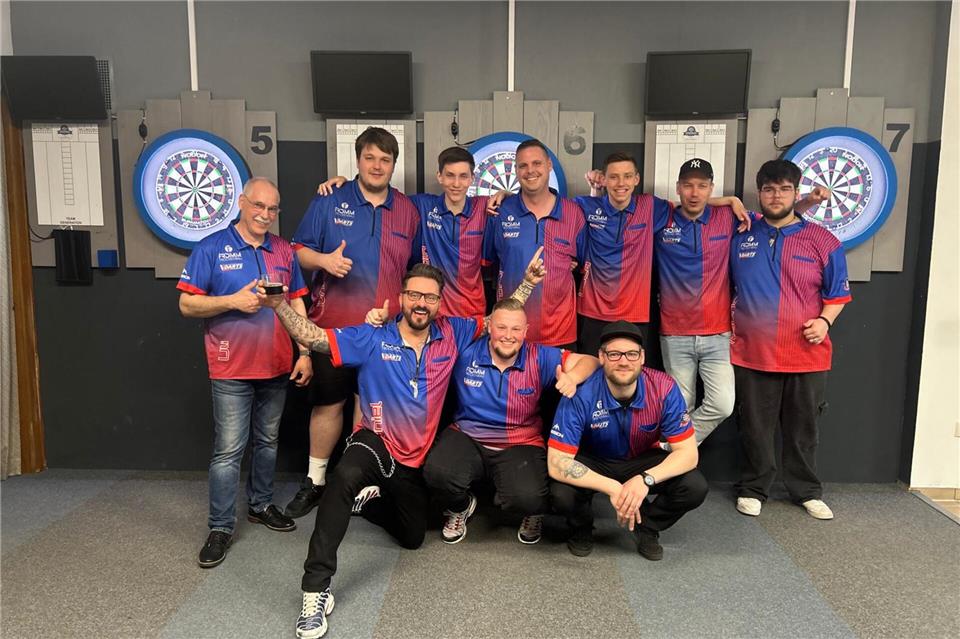 Die Steeldarter der SG Borken II sind Meister und steigen in die Zweite NWDV-Liga auf.