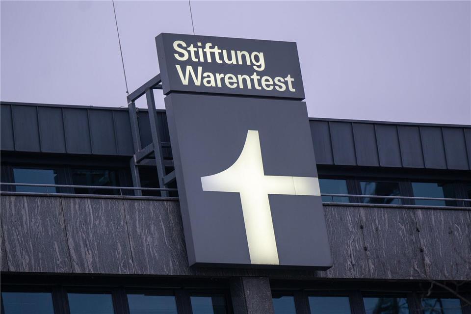 Die Stiftung Warentest wurde gegründet mit dem Ziel, den Verbraucherschutz durch unabhängige, vergleichende Tests zu fördern. (Symbolbild)Monika Skolimowska/dpa
