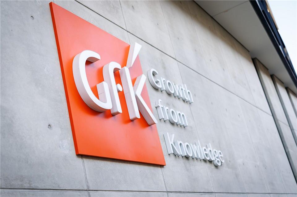 Die Stimmung der Verbraucher in Deutschland hellt sich derzeit nicht auf (Archivbild). Daniel Karmann/dpa