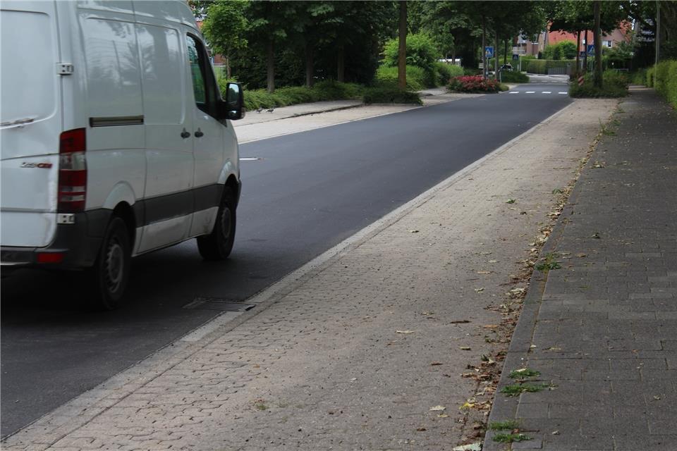 Die Straße Zum Michael ist im Bereich des Sportplatzes nach Abschluss der Arbeiten wieder befahrbar.