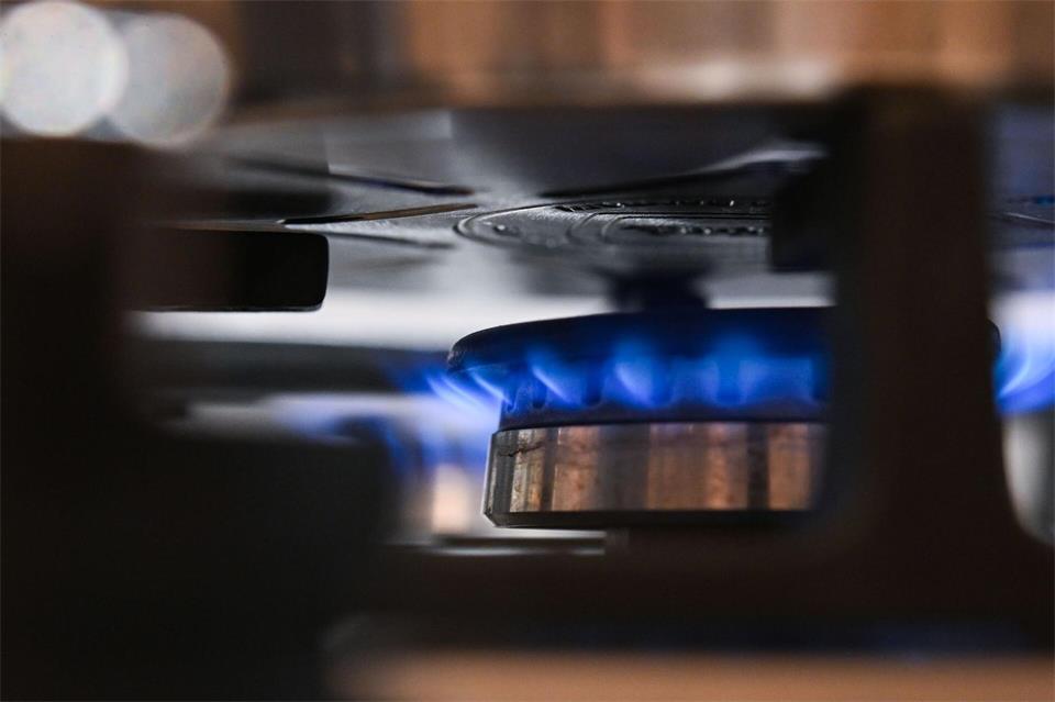 Die Strom- und Gaspreise für Haushalte sind im ersten Halbjahr 2026 gesunken. Allerdings liegen sie deutlich über dem Niveau von 2021, dem Jahr vor Beginn des Ukraine-Krieges. (Symbolbild)Marijan Murat/dpa