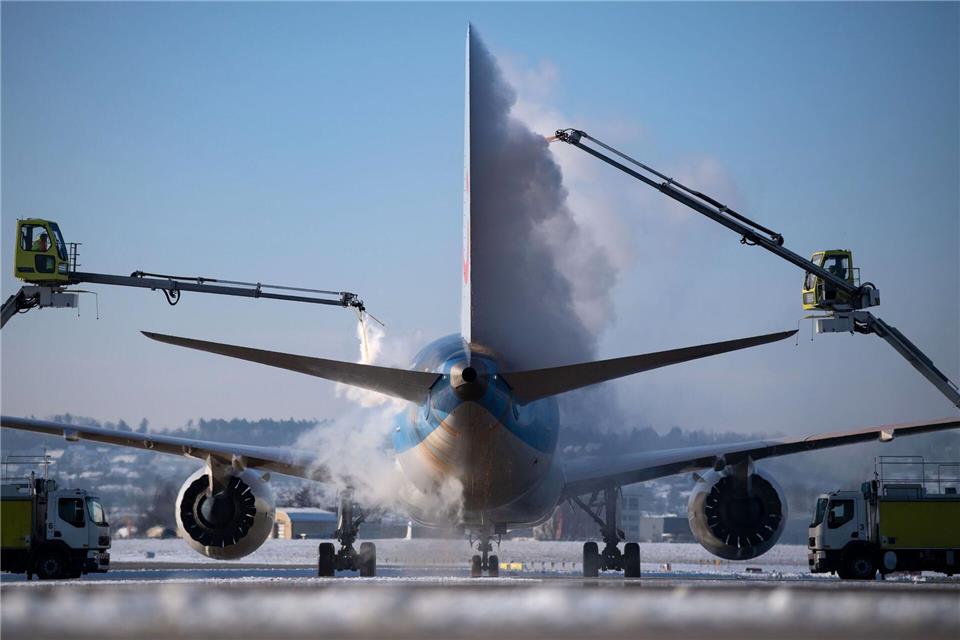Neue Ziele im Winter: Das bieten die Südwest-Flughäfen Die Südwest-Flughäfen haben im Winter eine Reihe von neuen Zielen im Angebot. (Archivbild)Marijan Murat/dpa