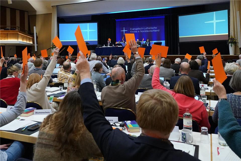 Die Synodalen stimmten für eine Vereinheitlichung von Amtshandlungen. (Archivfoto)Marcus Brandt/dpa