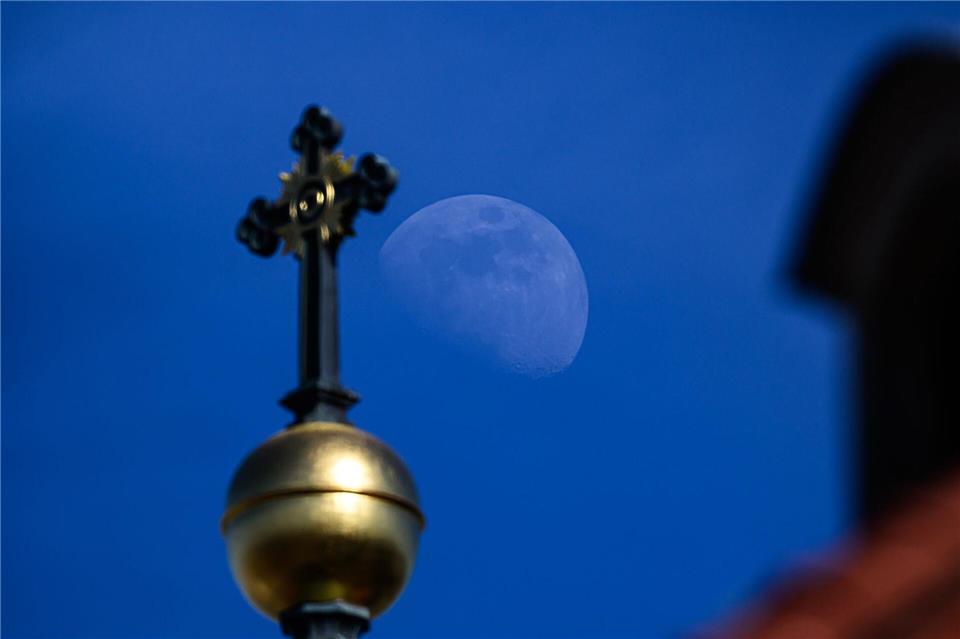 Die Synode der EKD tagt in Dresden. (Symbolbild)Robert Michael/dpa