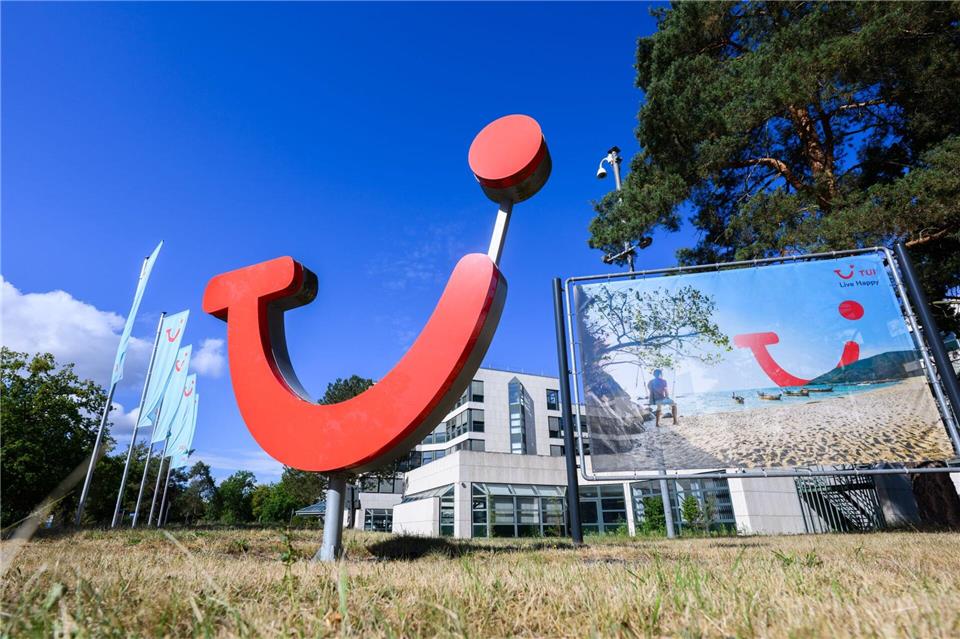 Die TUI-Zentrale in Hannover verkündet gute Zahlen fürs Quartal. (Archivbild)Julian Stratenschulte/dpa