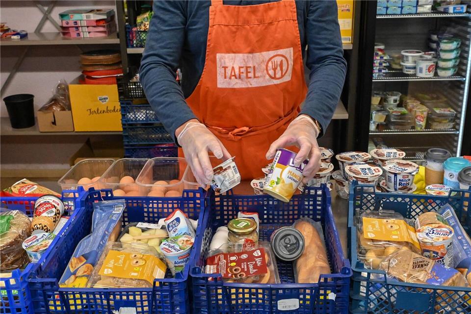 Die Tafeln in Brandenburg sind seit Jahren gut gefüllt. (Archivbild)Patrick Pleul/dpa